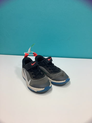 Nike 11C Tennis Shoes