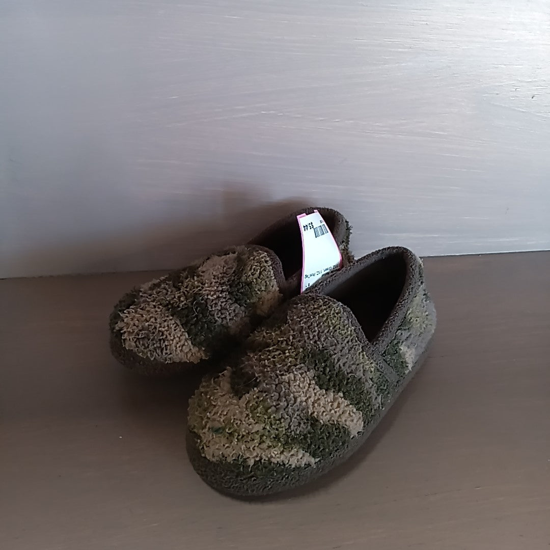 Wonder Nation 11/12 Slippers