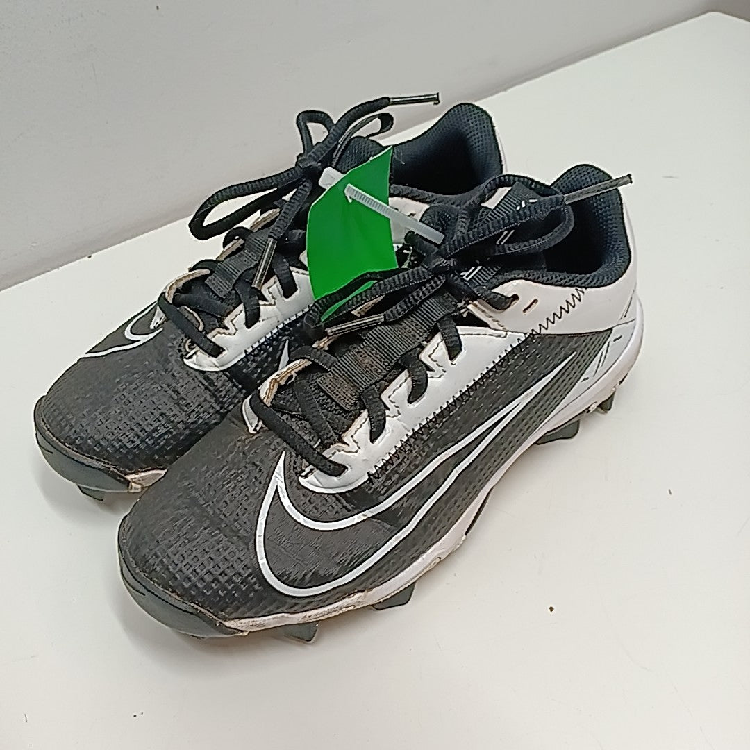 Nike 3Y Cleats