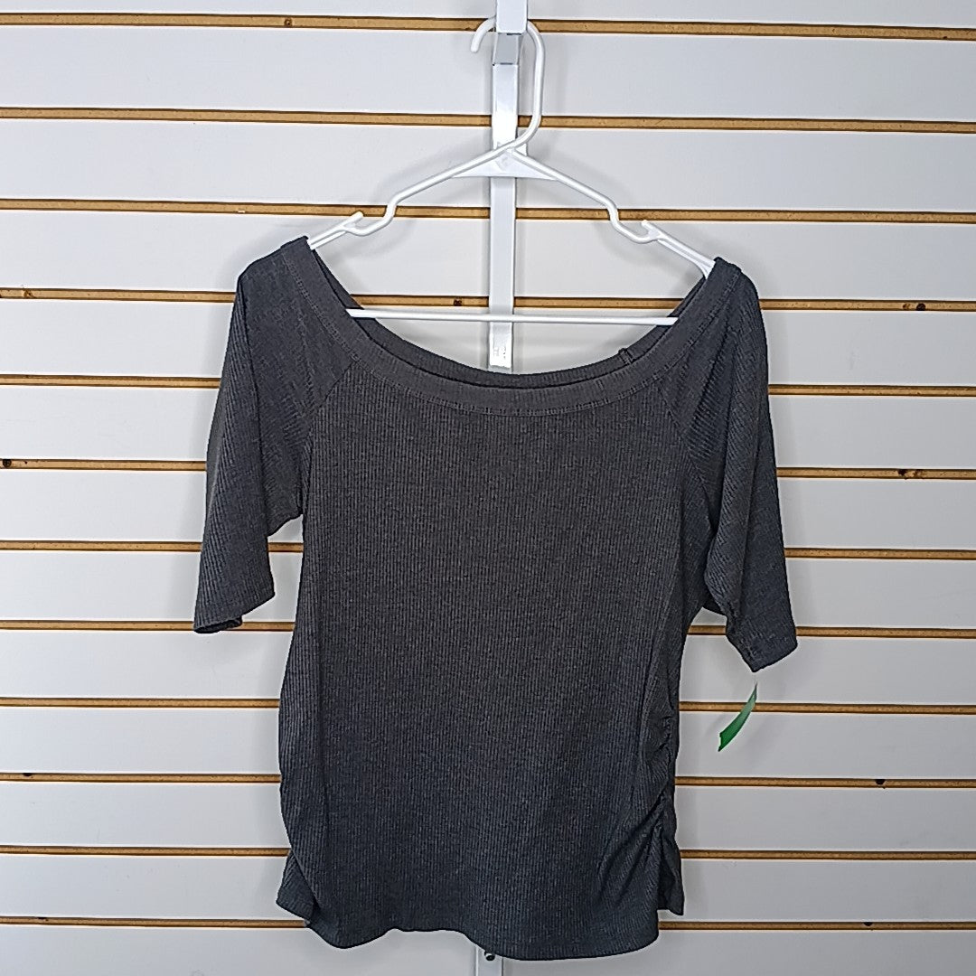 Old Navy Size L MAT Shirt
