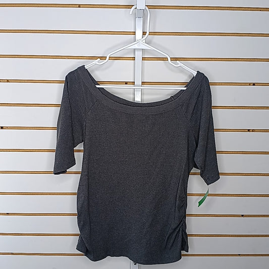 Old Navy Size L MAT Shirt