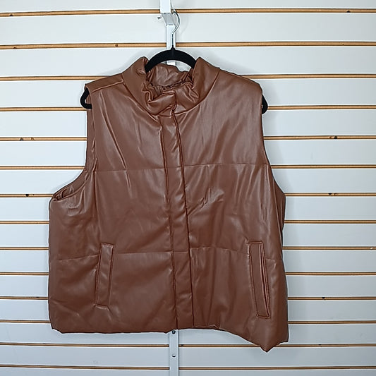 Maurices Size 2X Vest