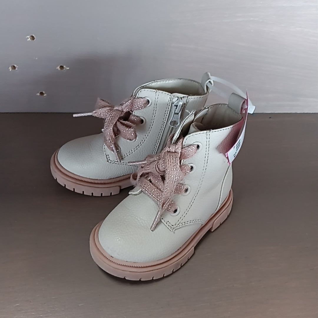 Cat & Jack 6C Boots