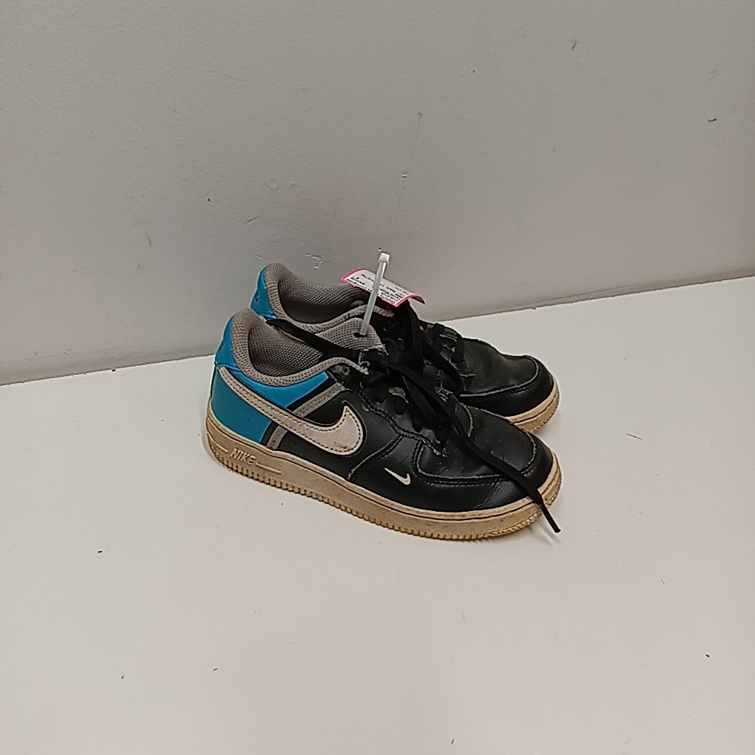 Nike 13C Tennis Shoes