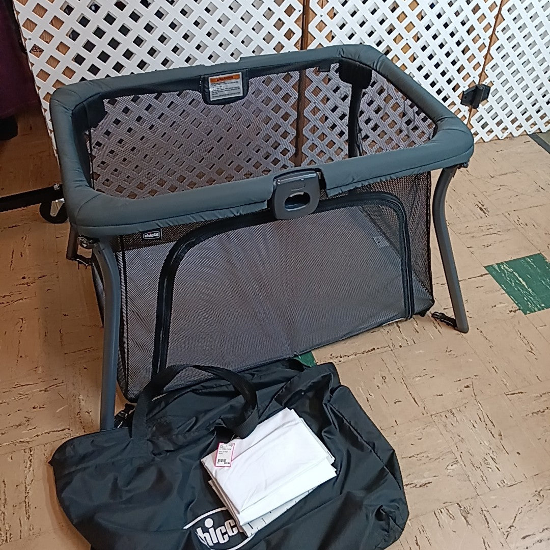 Chicco Play Pen