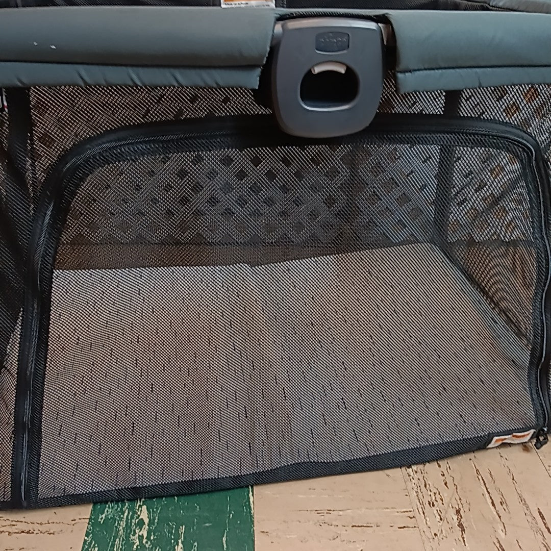 Chicco Play Pen