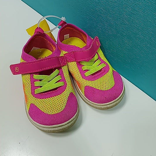 StrideRite 6C Tennis Shoes