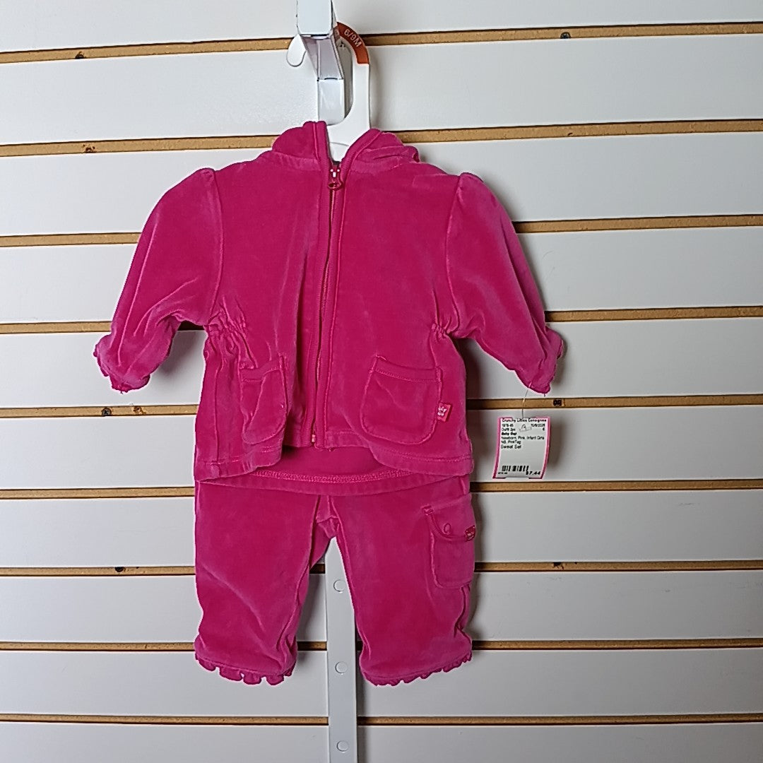 Baby Gap Newborn Outfit 2pc