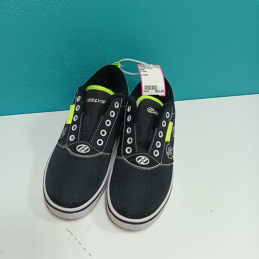 Heelys 4Y Tennis Shoes