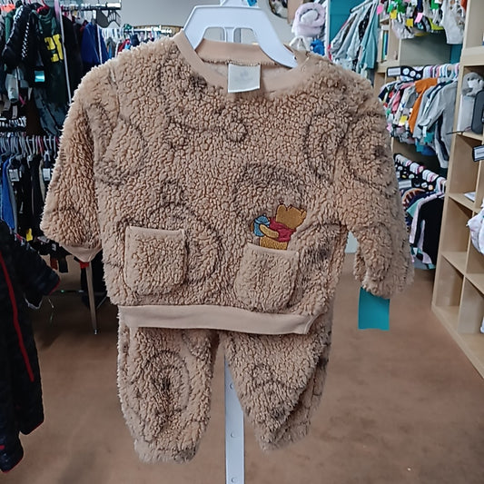 Disney Baby by Disney Store 6-9 Months Outfit 2pc