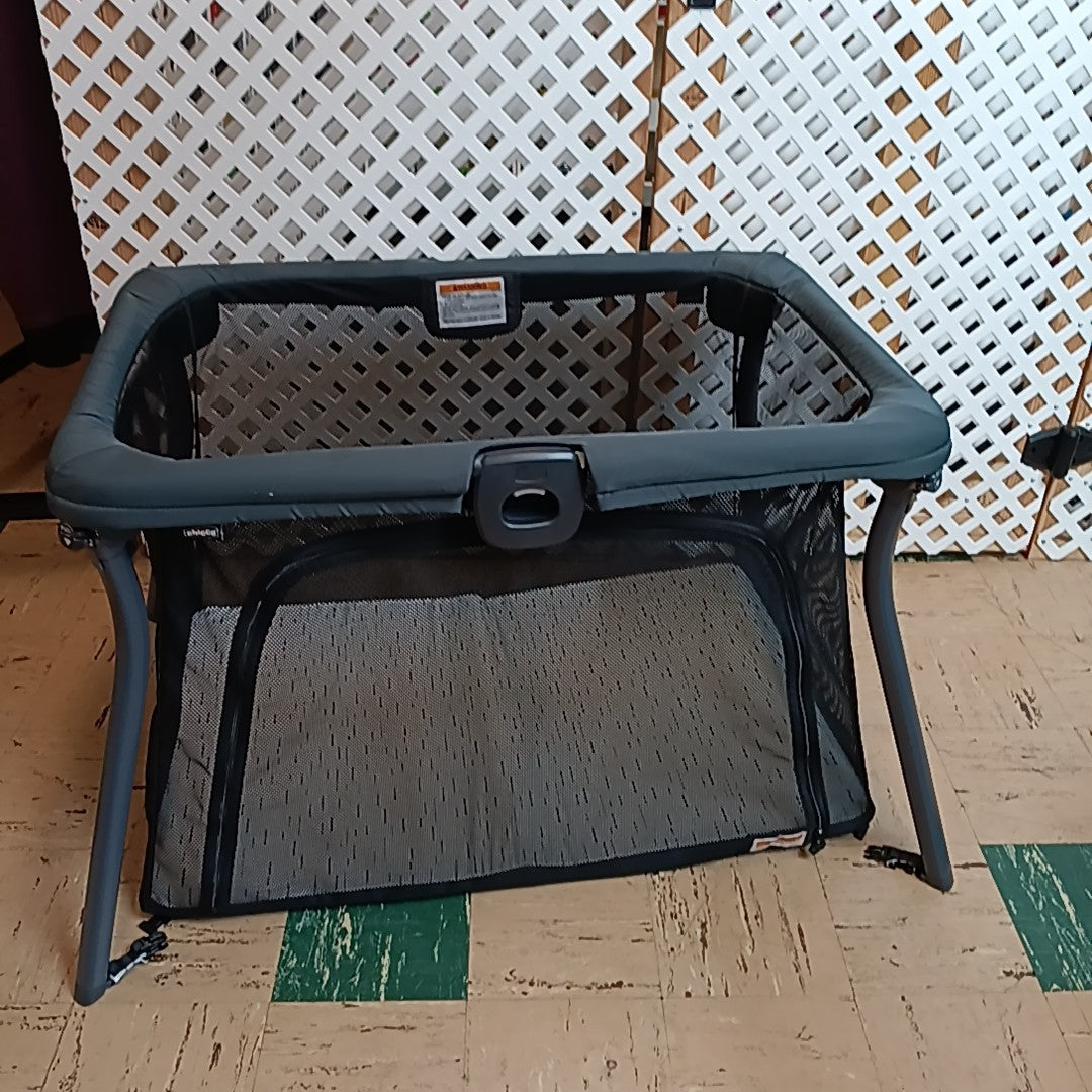 Chicco Play Pen