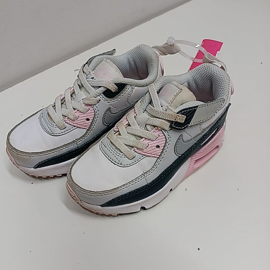 Nike 9C Tennis Shoes