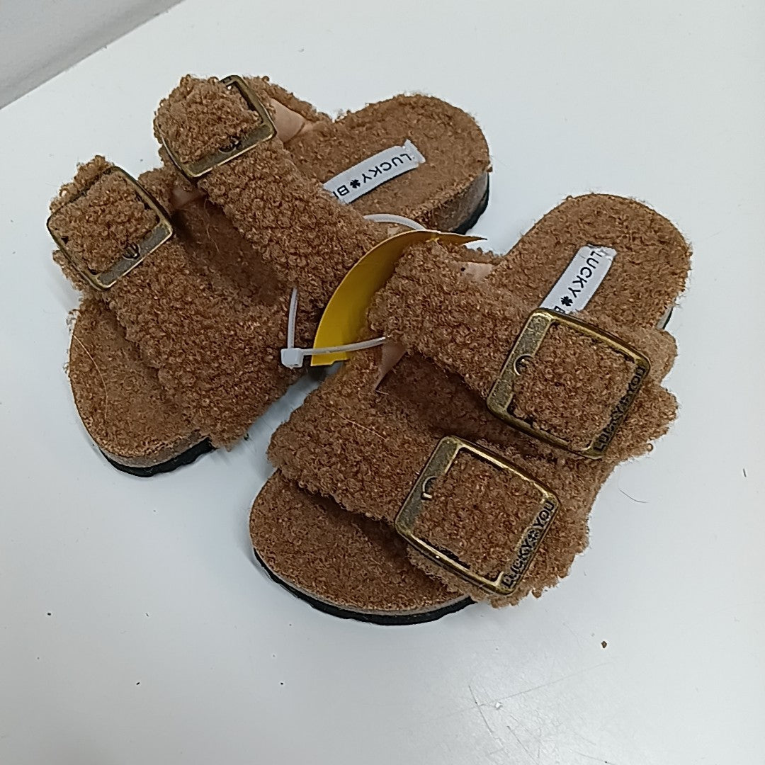 Lucky Brand 8C Sandals