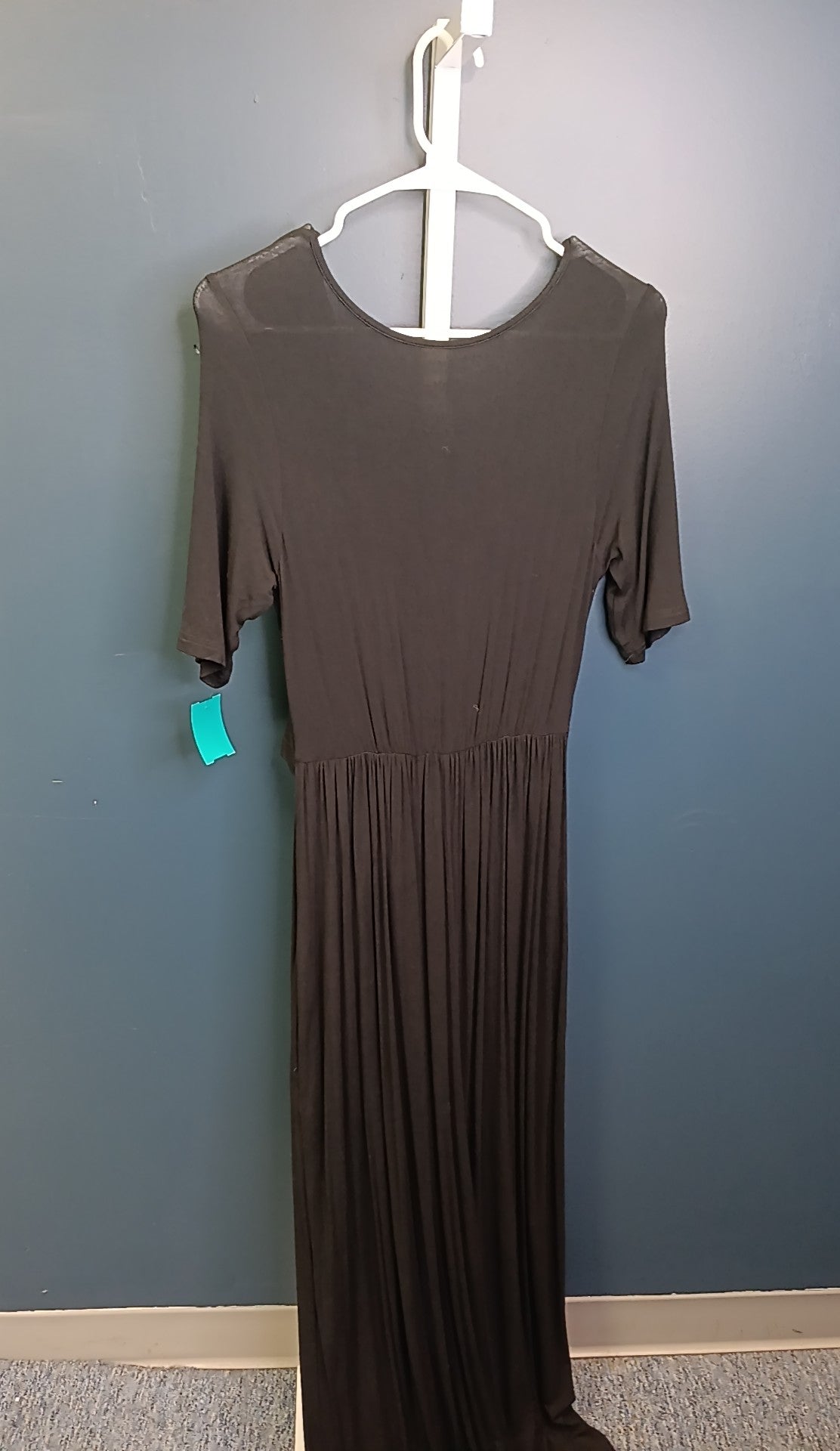 Latched Mama Size M MAT Dress