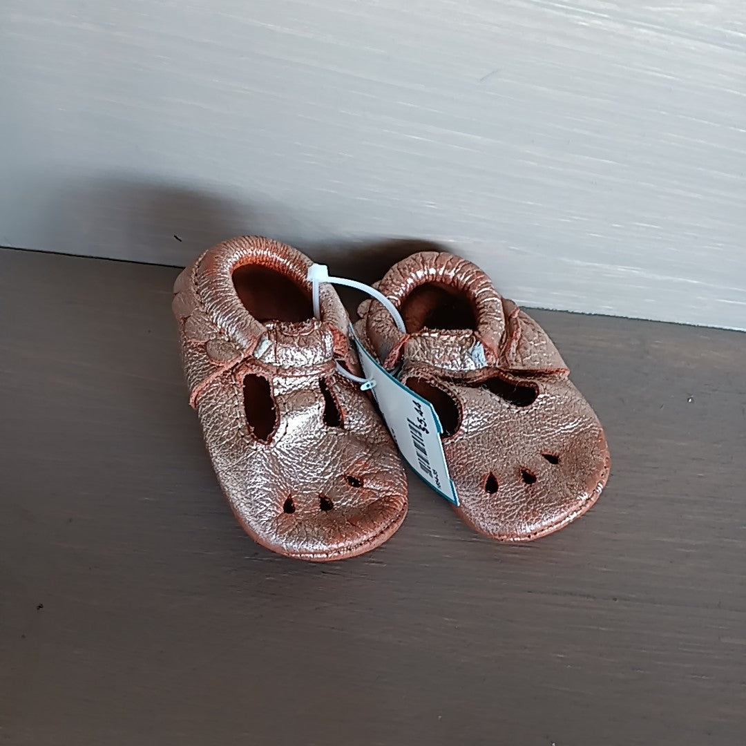 Freshly Picked 2C Crib Shoes