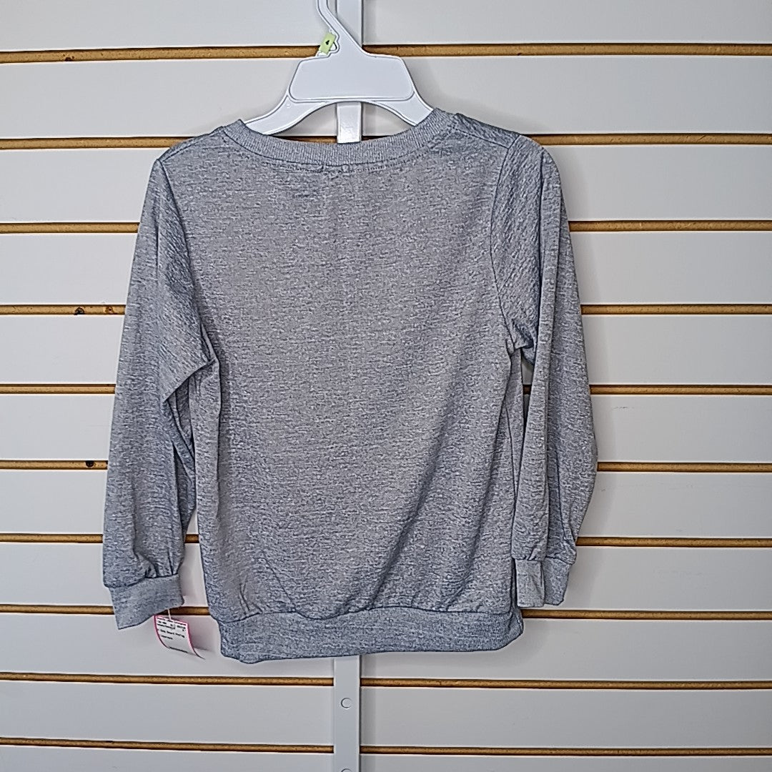 6 Sweater/Sweatshirt
