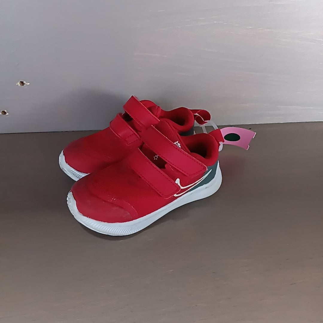 Nike 6C Tennis Shoes