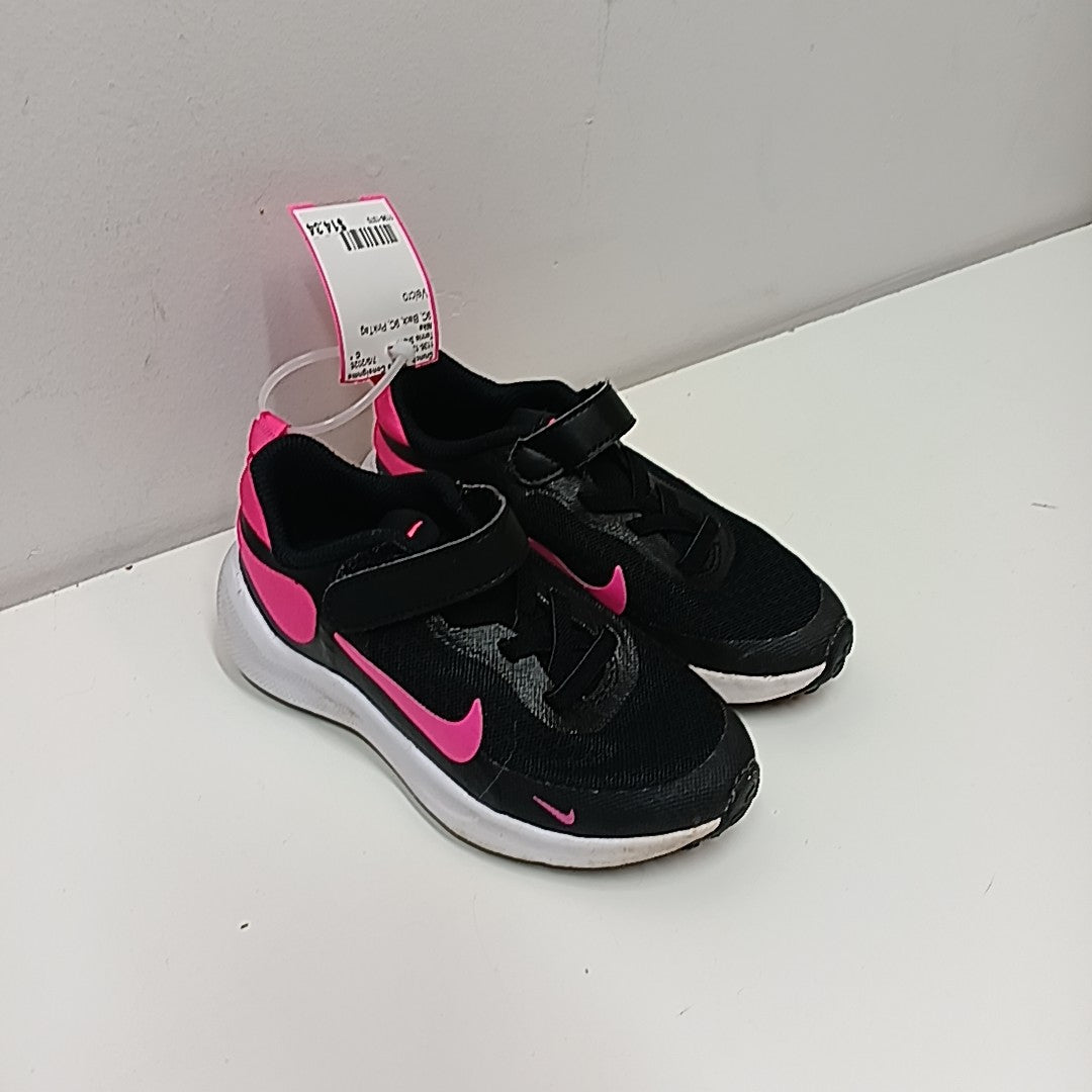 Nike 9C Tennis Shoes