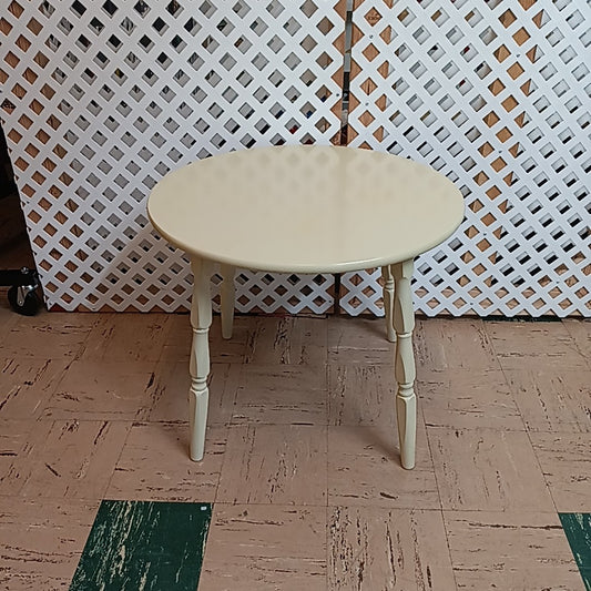 Size Toddler Cream Table