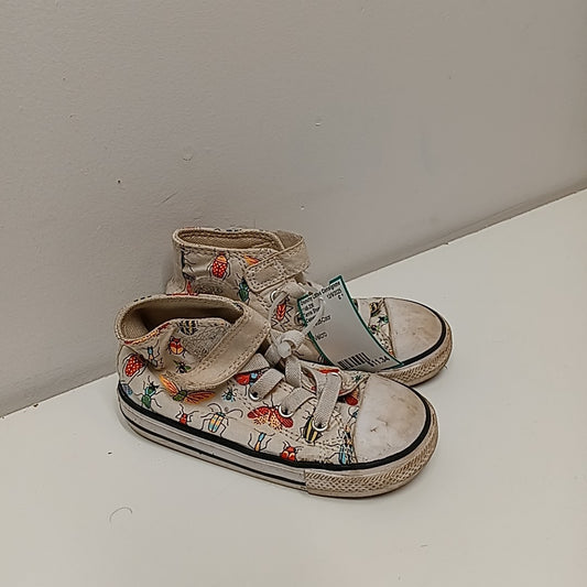 Converse 8C Tennis Shoes