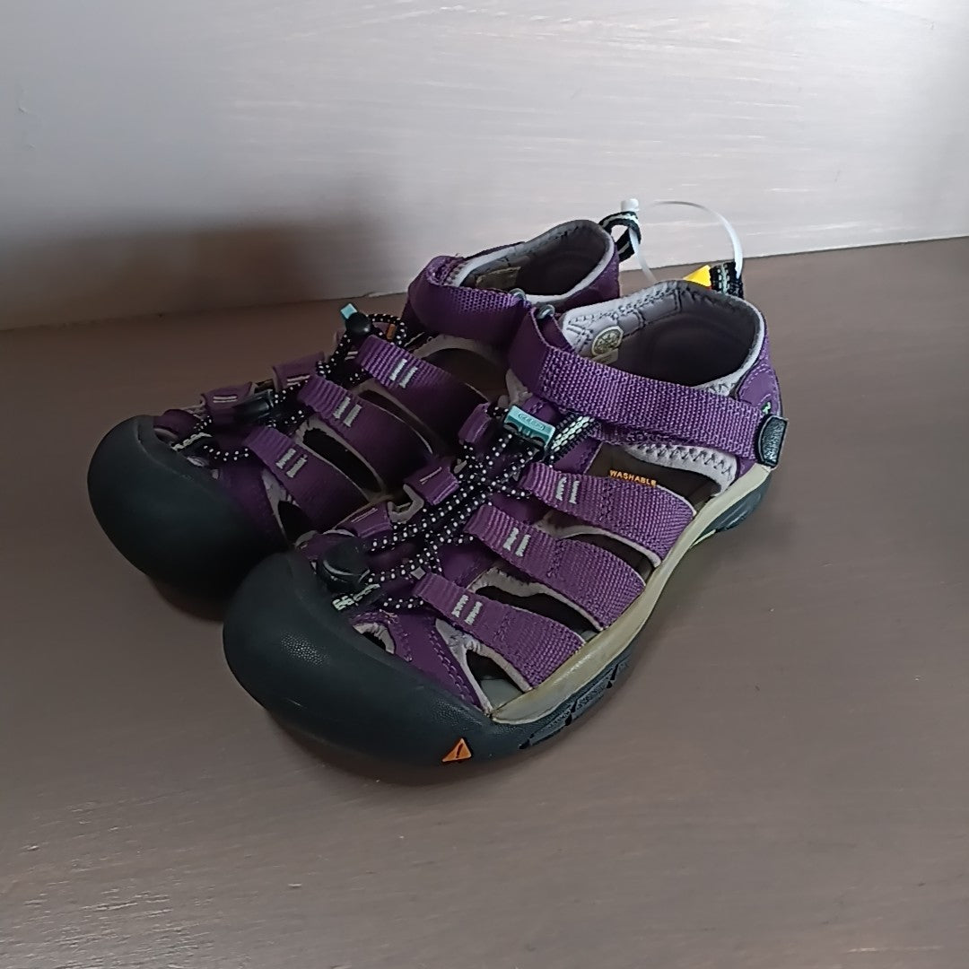 Keen 4Y Sandals