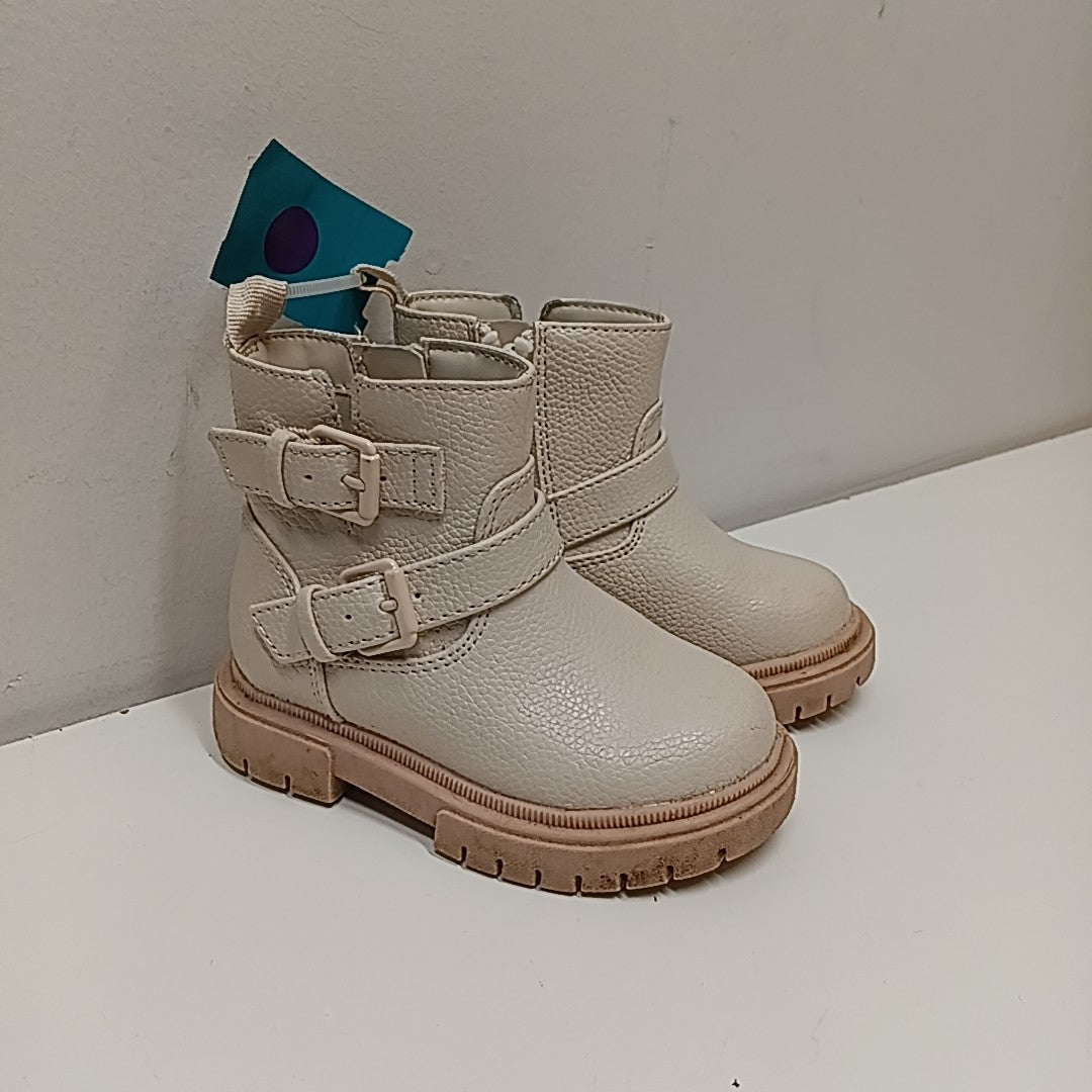 Cat & Jack 6C Boots