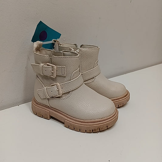 Cat & Jack 6C Boots