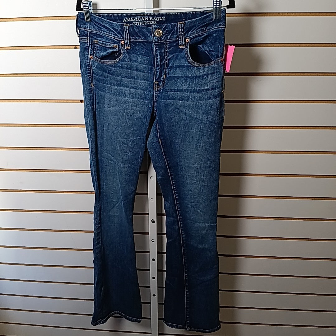 American Eagle Size 8 Jeans