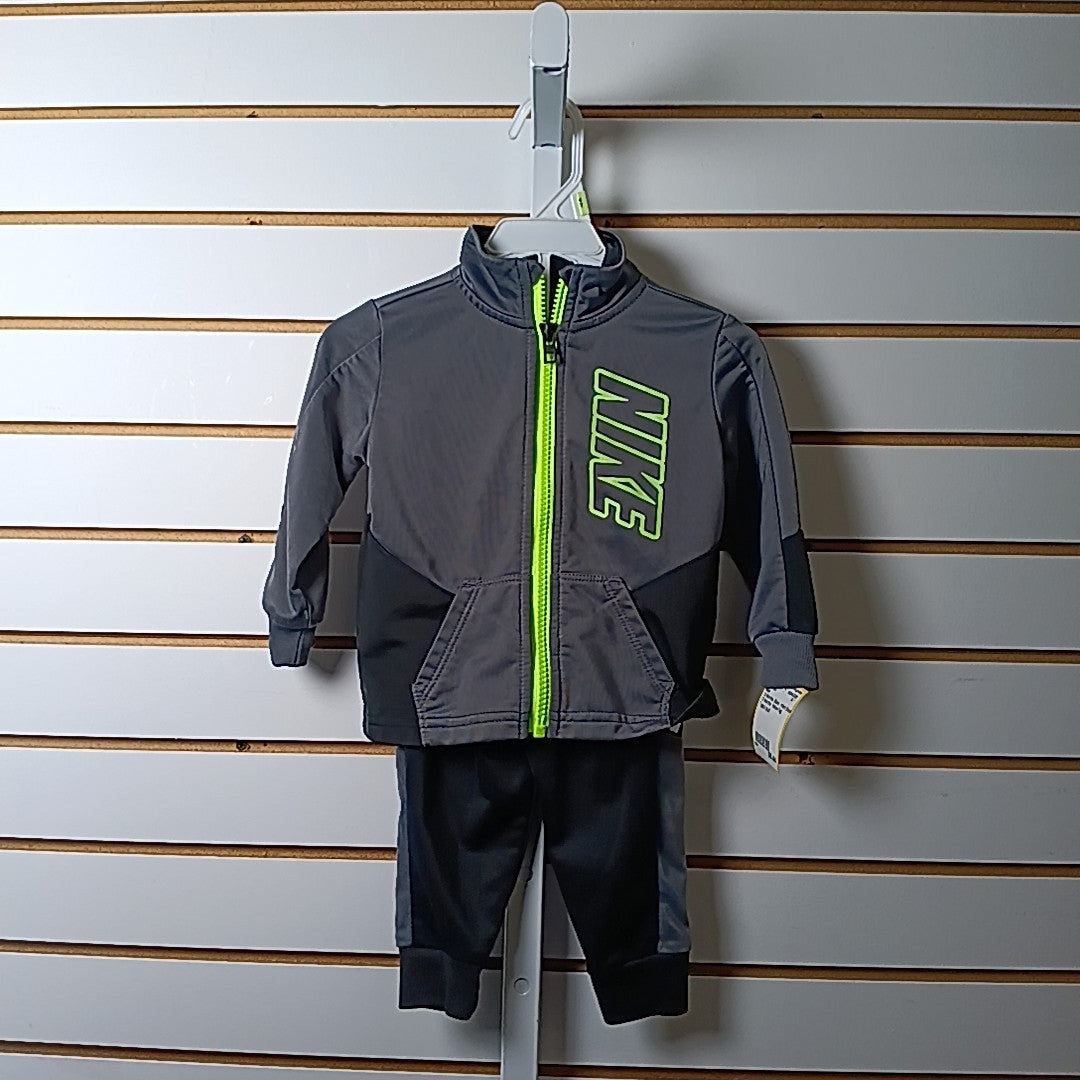 Nike 12 Months Outfit 2pc
