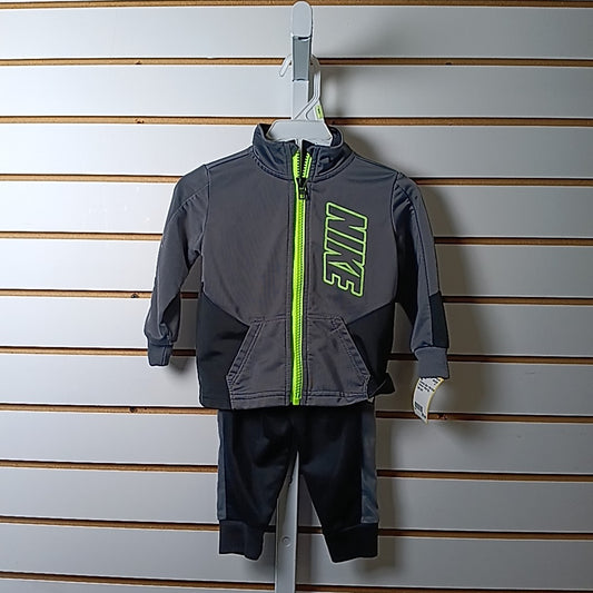 Nike 12 Months Outfit 2pc