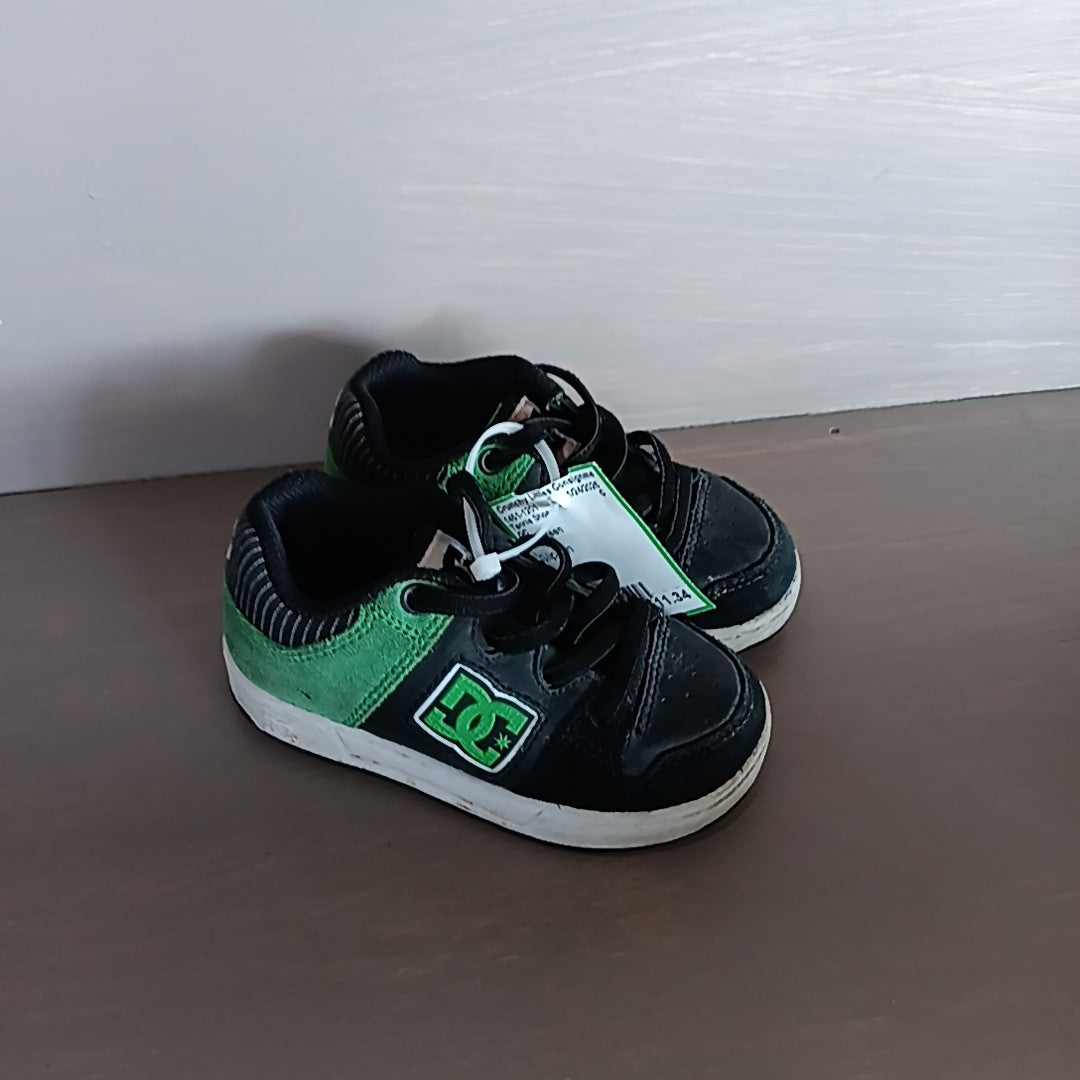 DC 6C Tennis Shoes