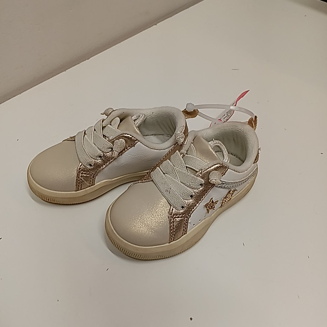 OshKosh 5C Tennis Shoes