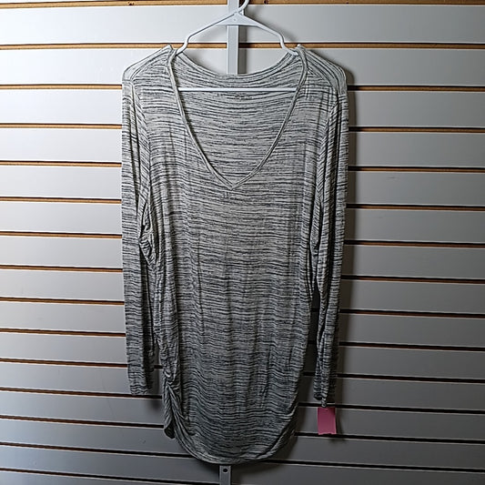 Motherhood Maternity Size XL MAT Shirt