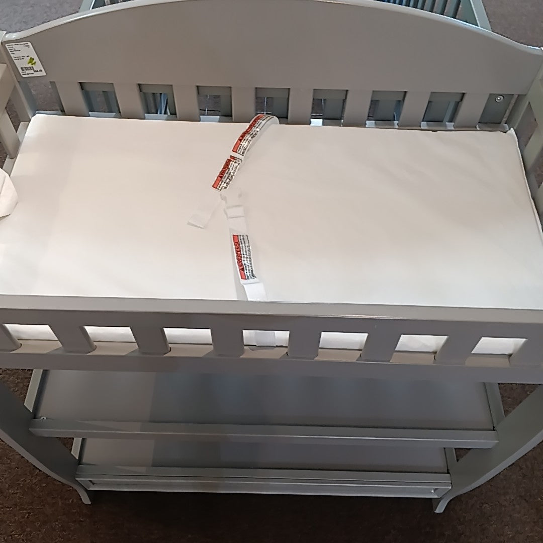 Delta Children Diapering