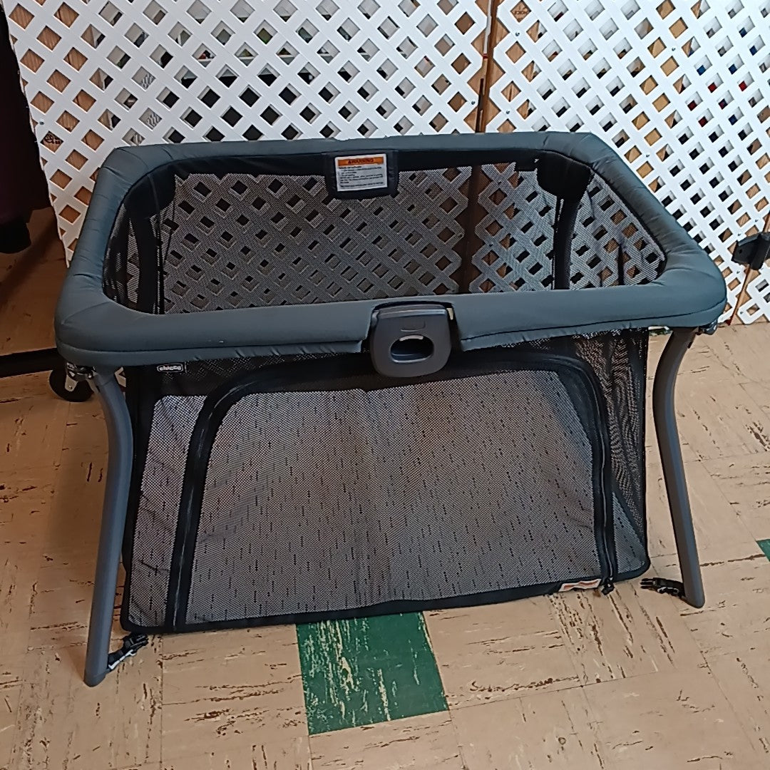 Chicco Play Pen