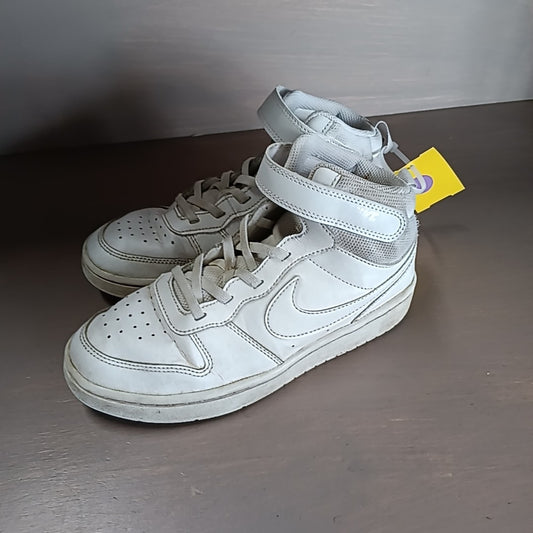 Nike 3Y Tennis Shoes