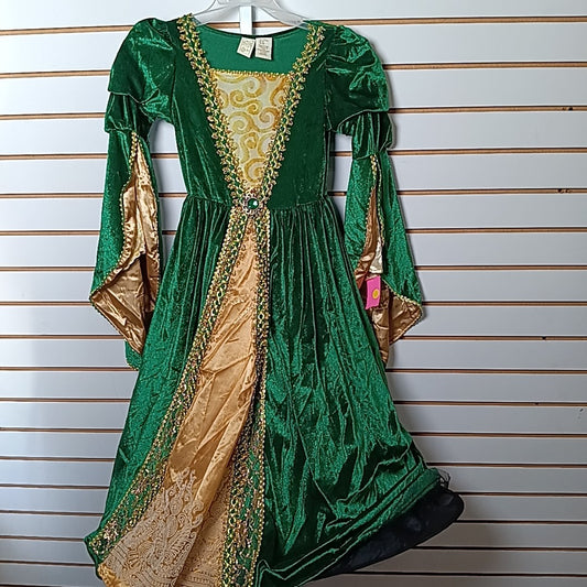 6 Costume