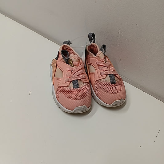 Nike 6C Tennis Shoes