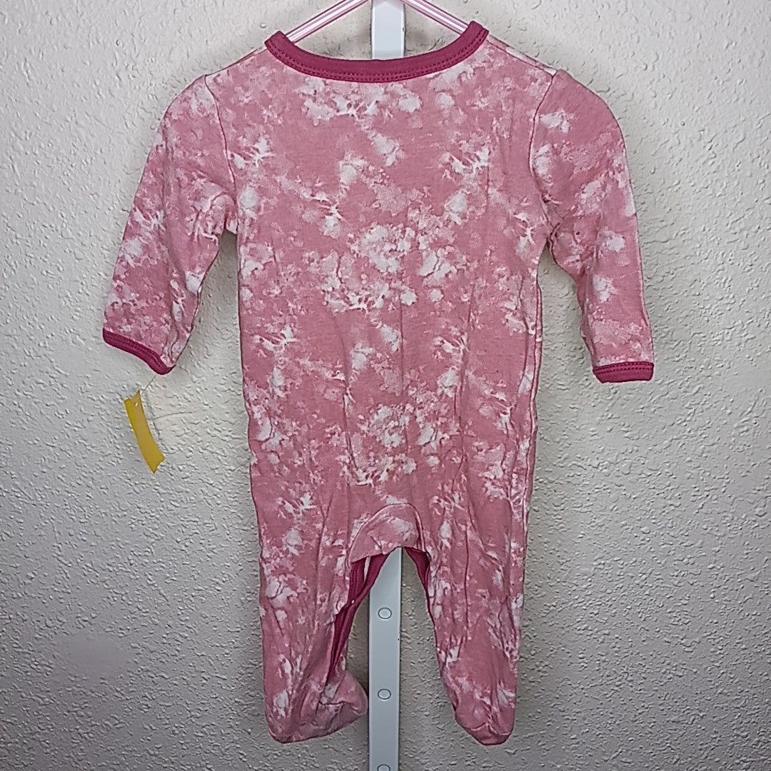 Baby Gear/Style 6-9 Months Sleeper/Footies