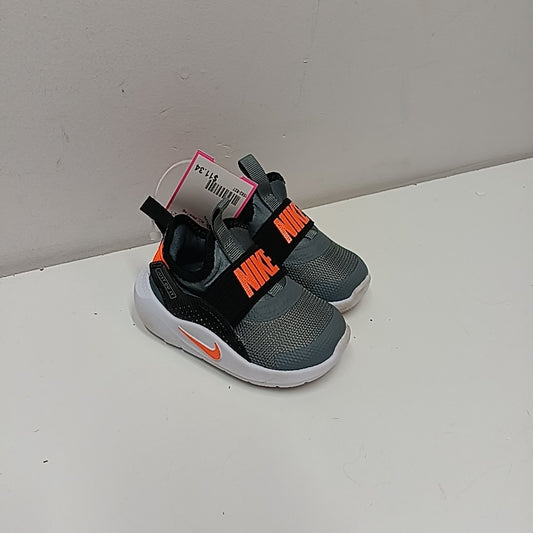 Nike 4C Tennis Shoes