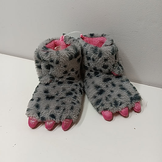 Wonder Nation 7/8C Slippers