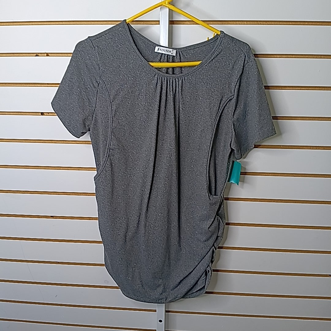 Ekouaer Size M MAT Nursing Top