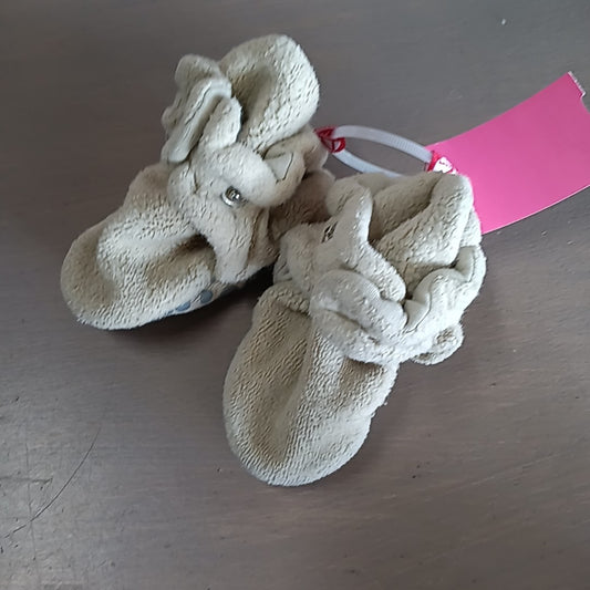 Zutano 12 Months Crib Shoes