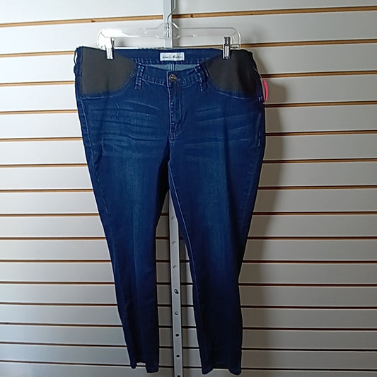KanCan Signature Size 17 MAT Pants