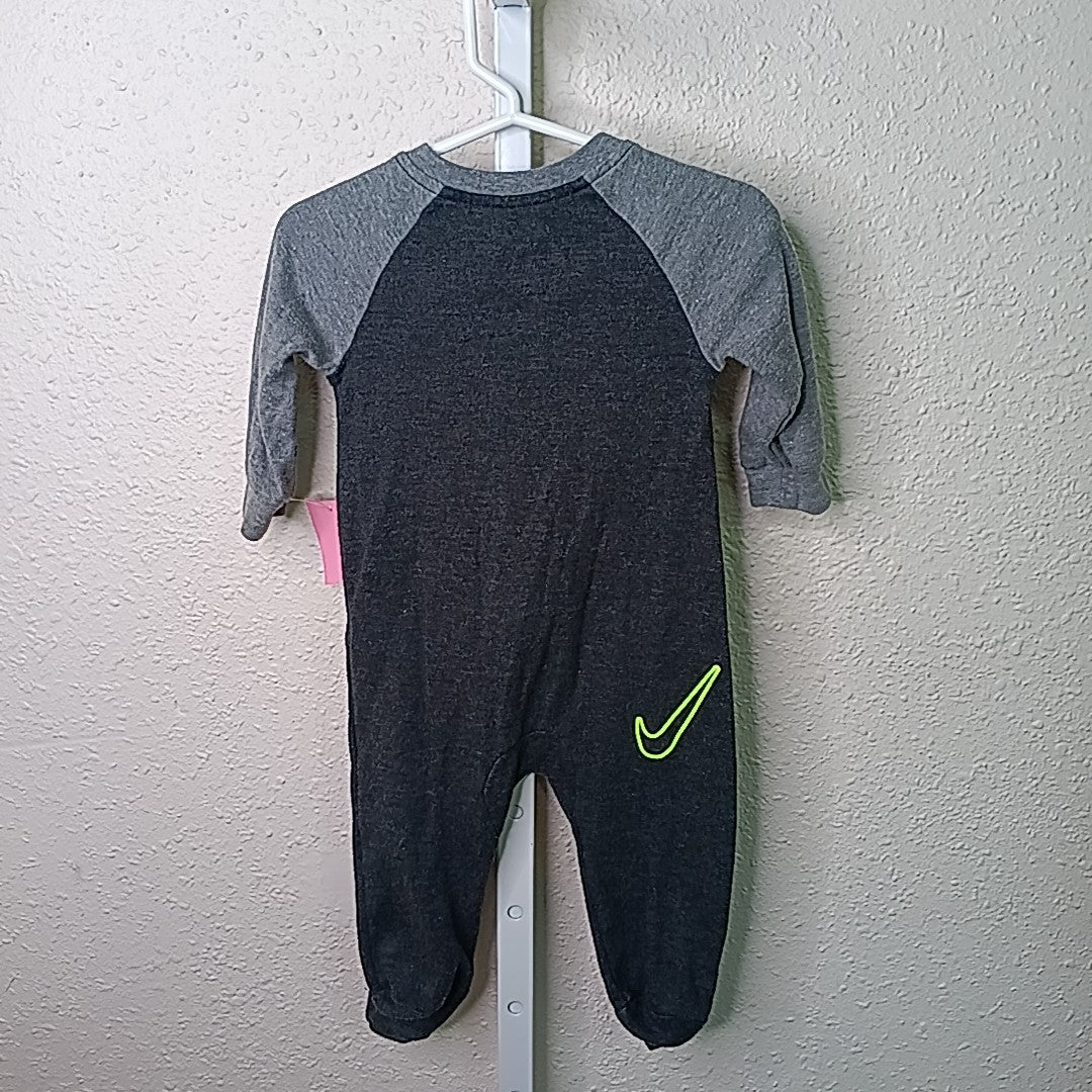 Nike 9 Months Sleeper/Footies