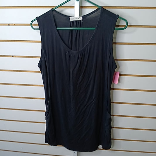 Small Show Size M MAT Nursing Top