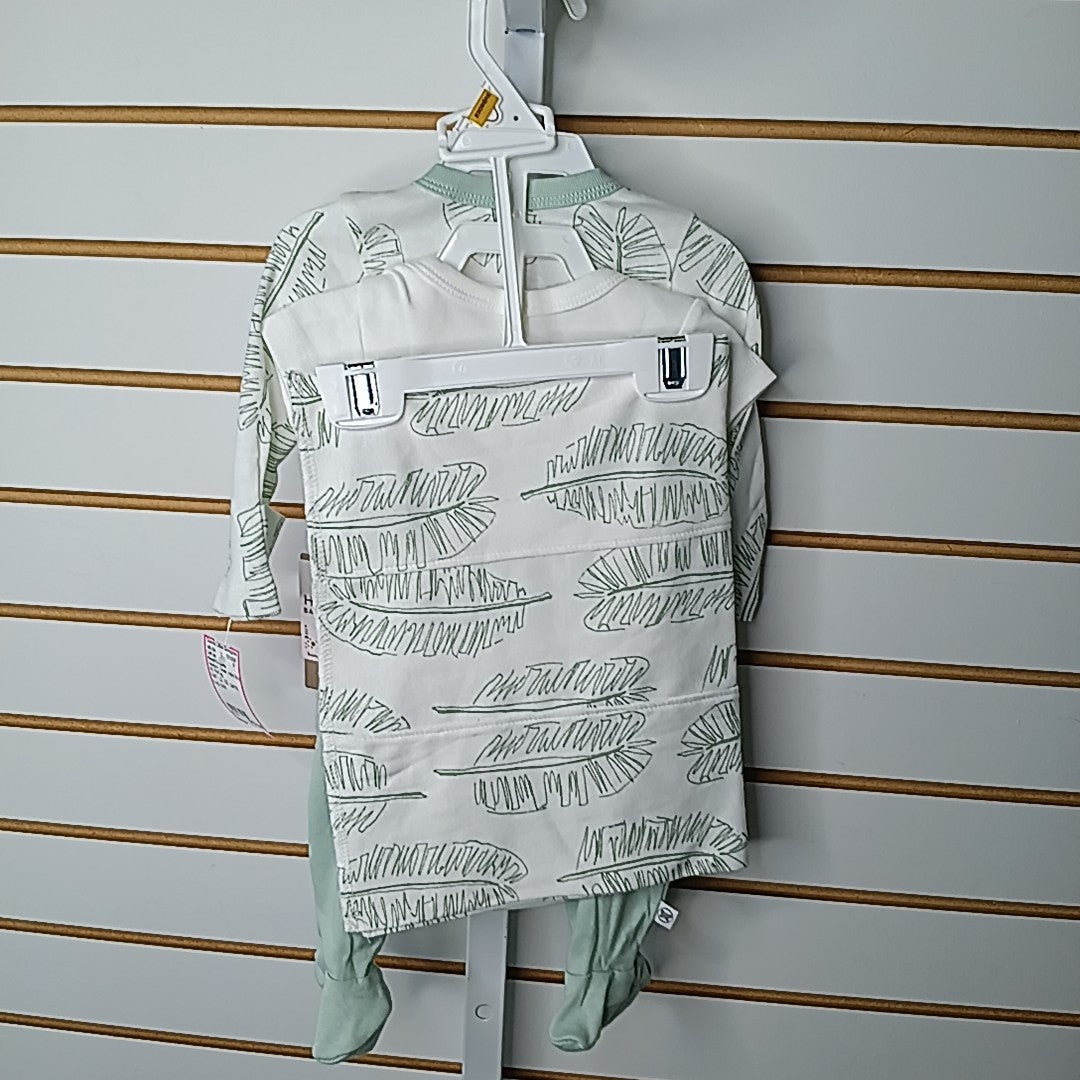 Honest Company Newborn Outfit 4pc