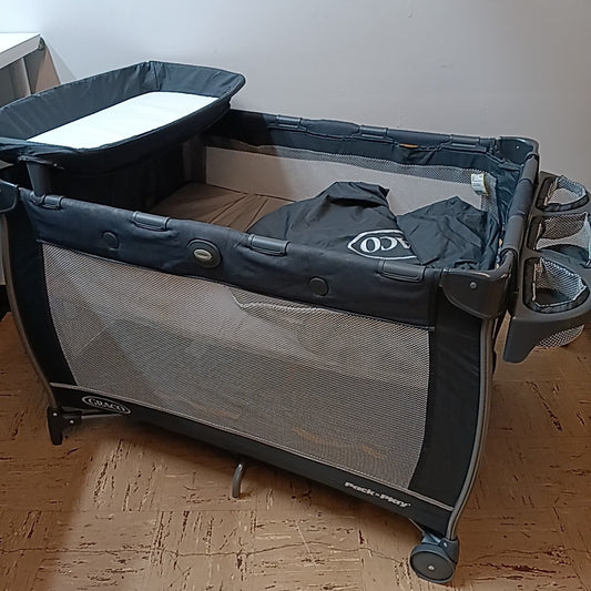 Graco Play Pen