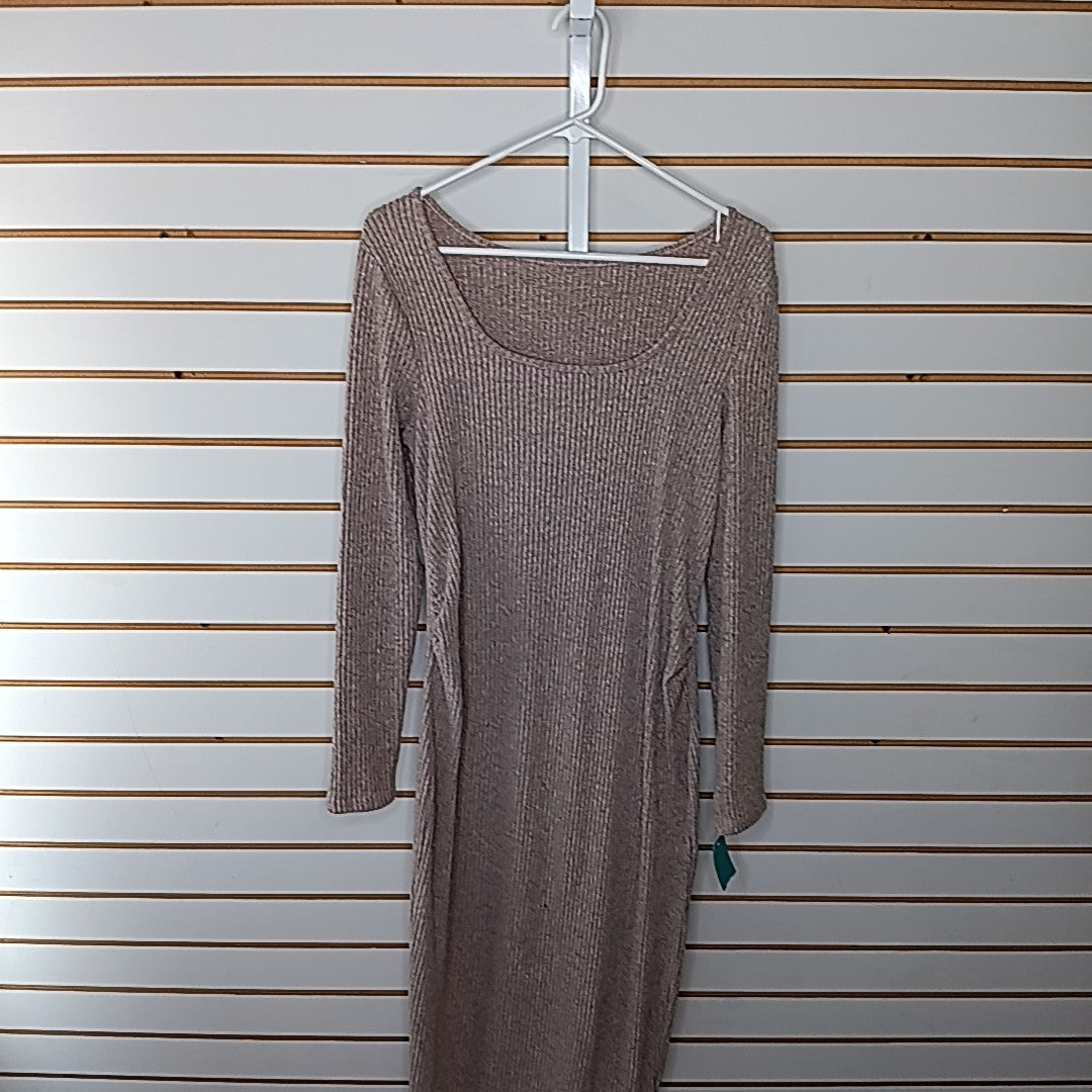 Size L MAT Dress