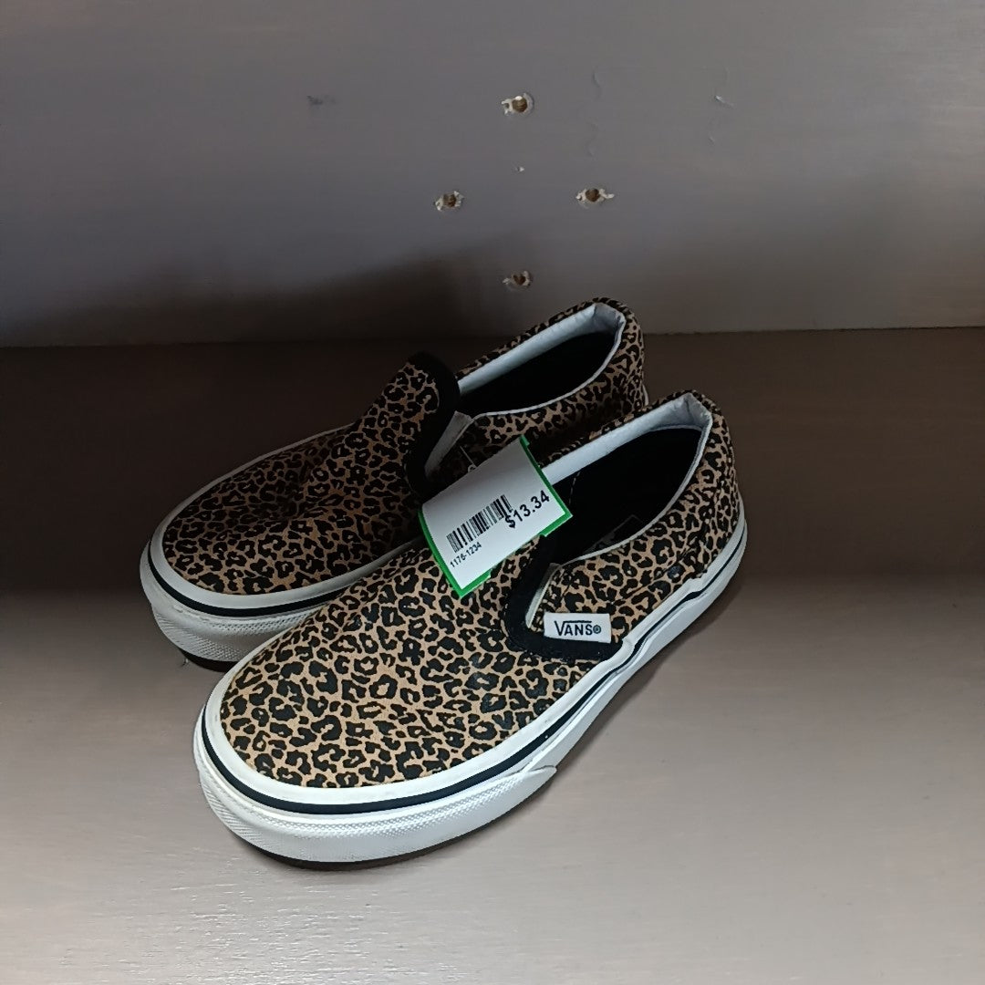 Vans 12C Tennis Shoes